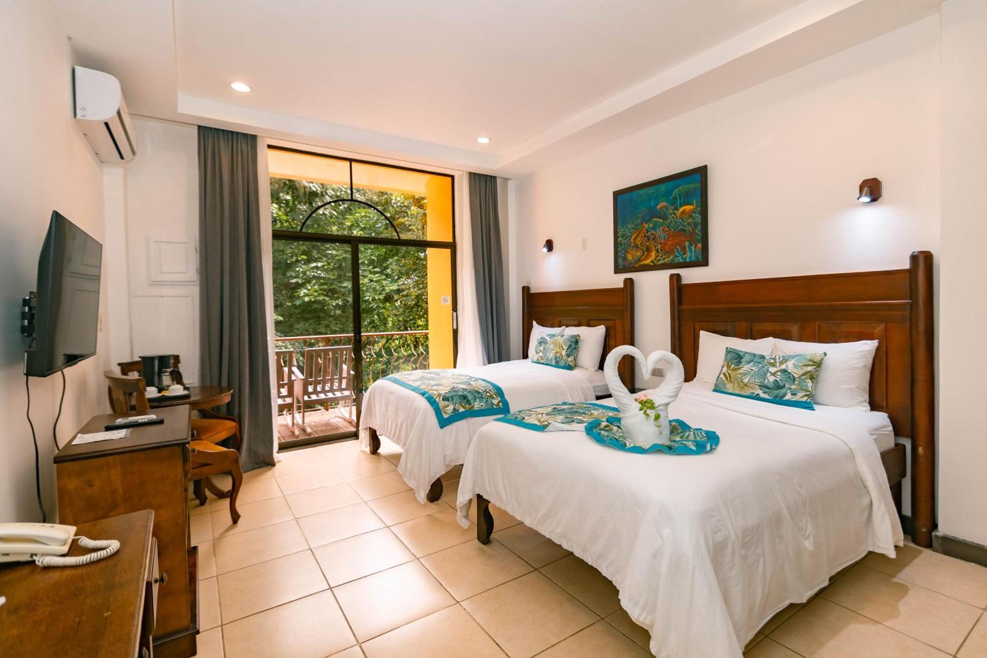 Hotel San Bada Resort&Spa Manuel Antonio Bagian luar foto