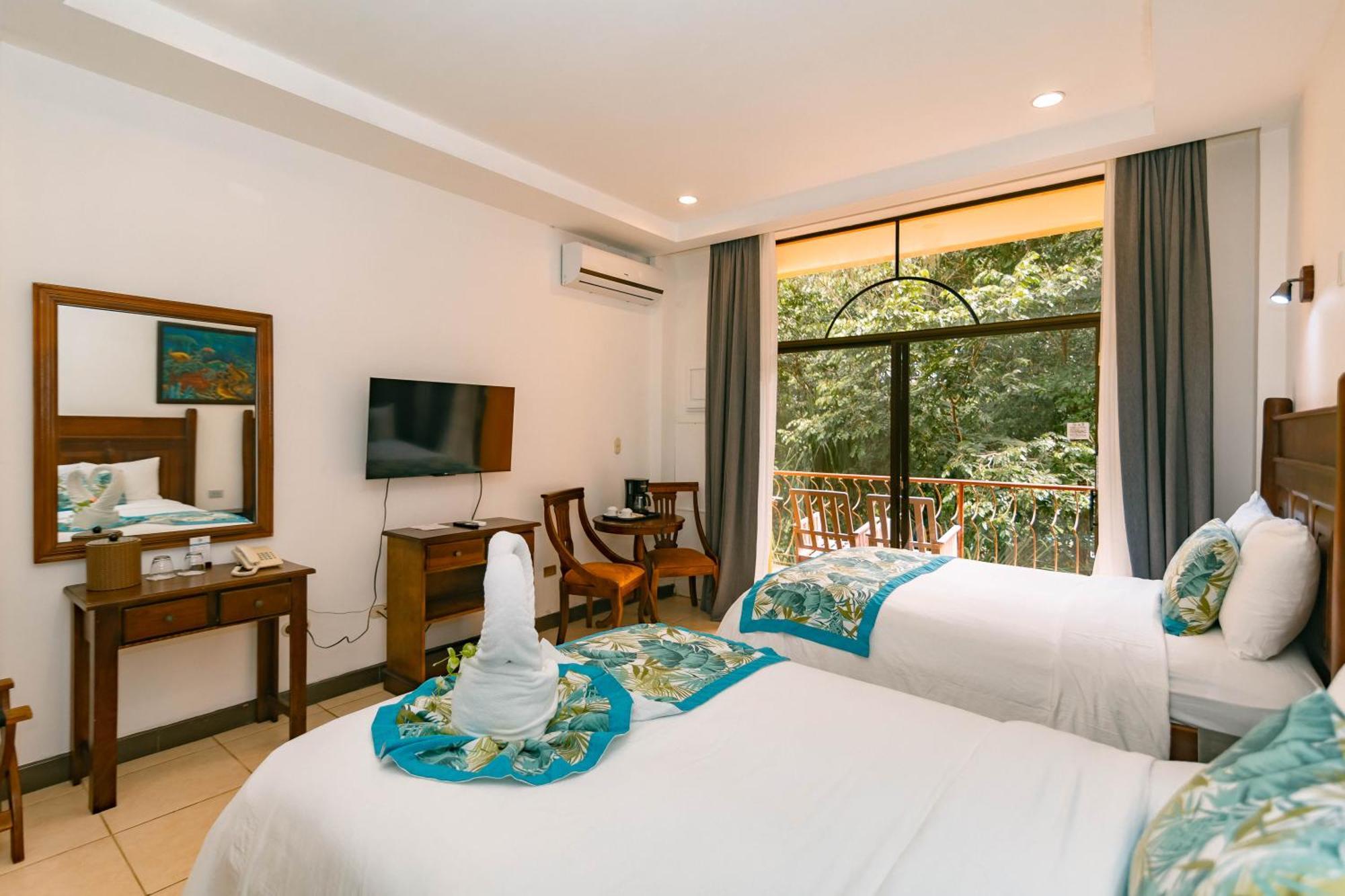 Hotel San Bada Resort&Spa Manuel Antonio Bagian luar foto