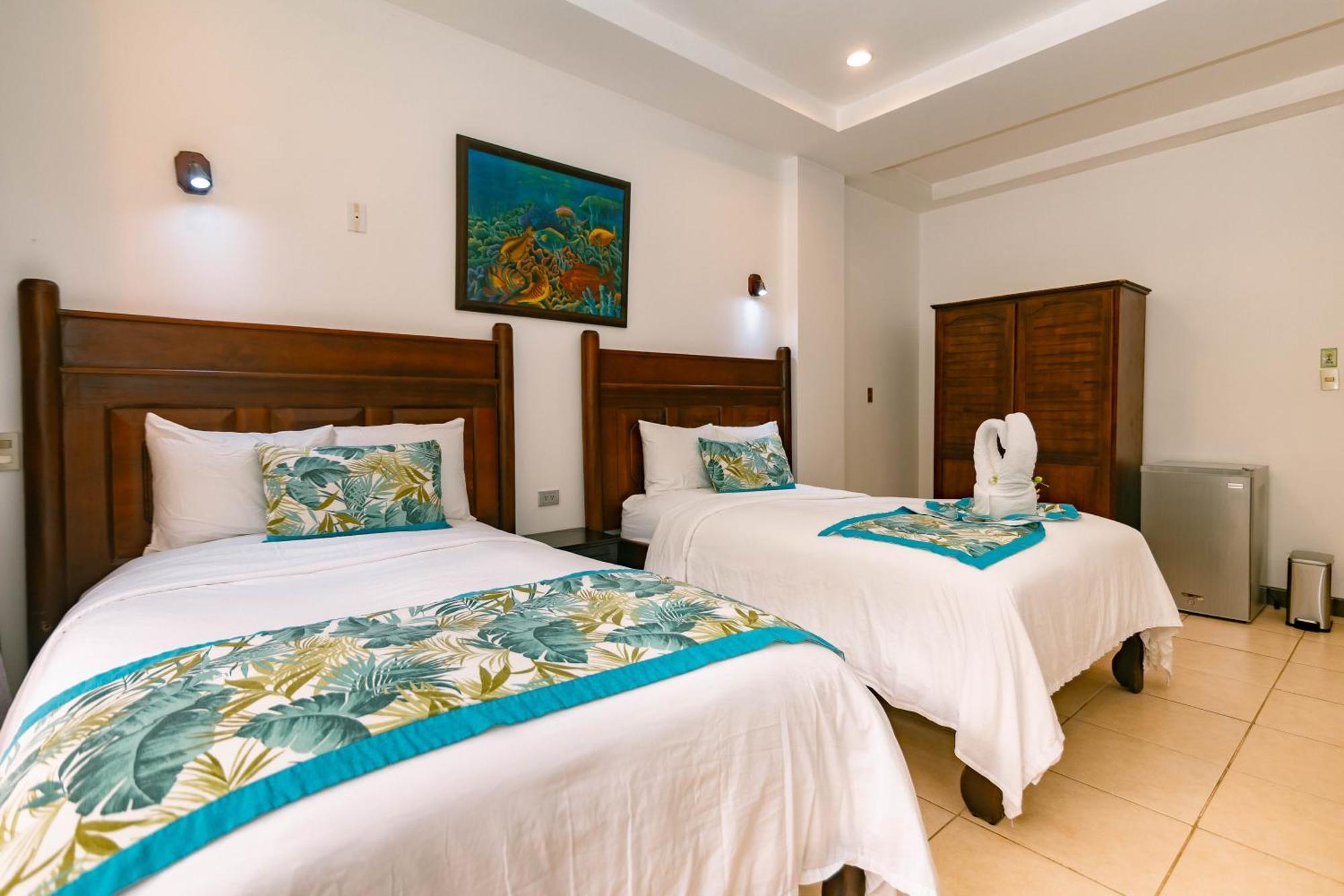 Hotel San Bada Resort&Spa Manuel Antonio Bagian luar foto