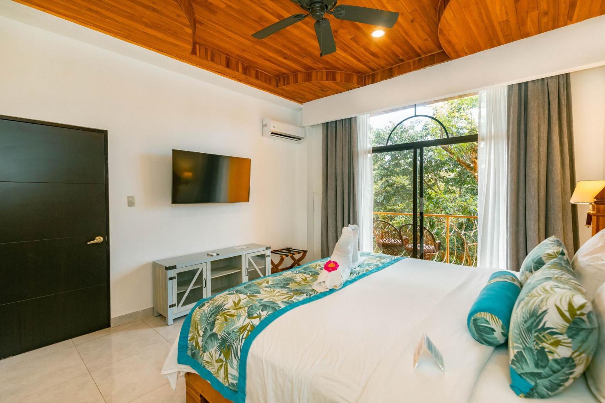 Hotel San Bada Resort&Spa Manuel Antonio Bagian luar foto